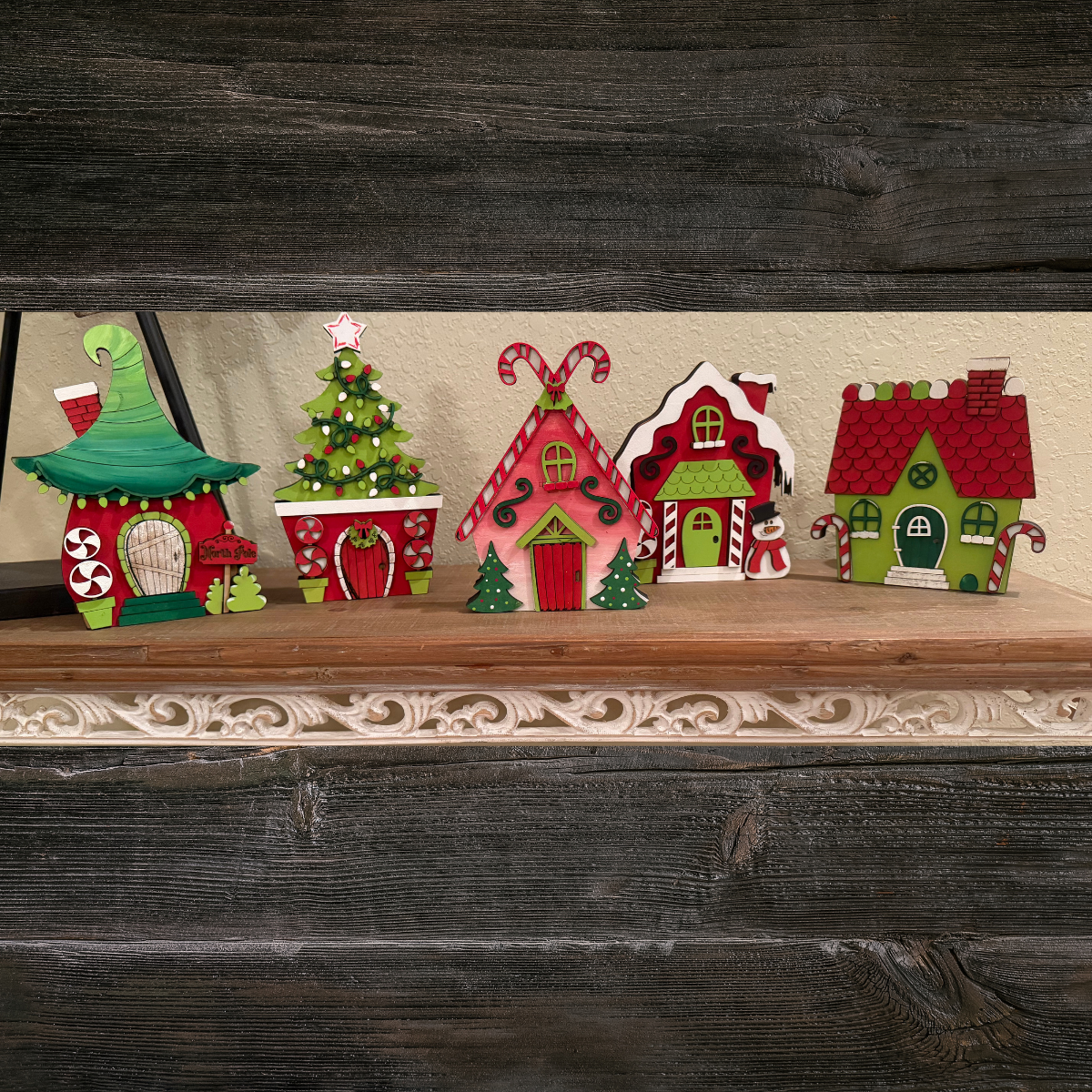 Collection - 2025 Gingerbread Village 5 pc. - Family Tradition Edition